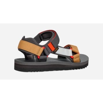 Teva Universal Trail