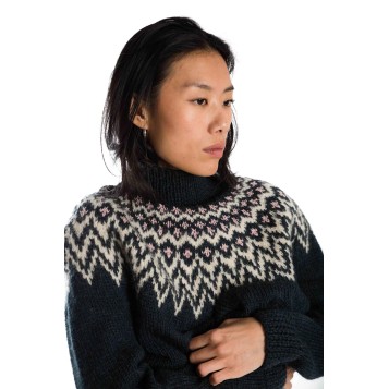 Fuza Wool Che Che Sweater H.N.